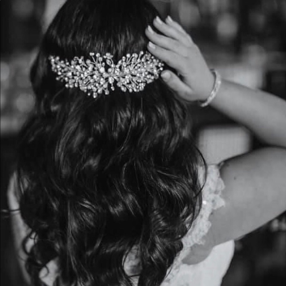 The Cambridge Petite Hairpiece